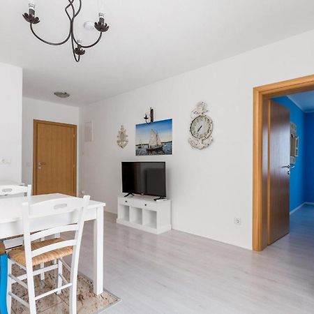 1 Bedroom Gorgeous Apartment In Mošćenička Draga Exterior foto
