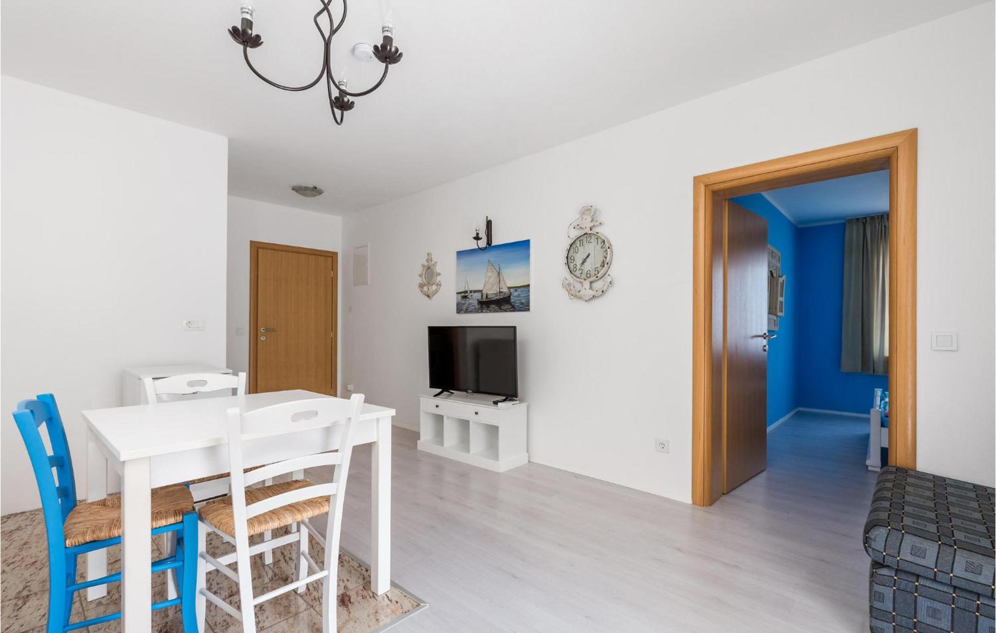 1 Bedroom Gorgeous Apartment In Mošćenička Draga Exterior foto